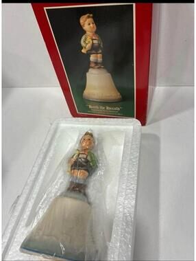 Schmid Hark the Herald 1984 First Annual Statuette-Bell